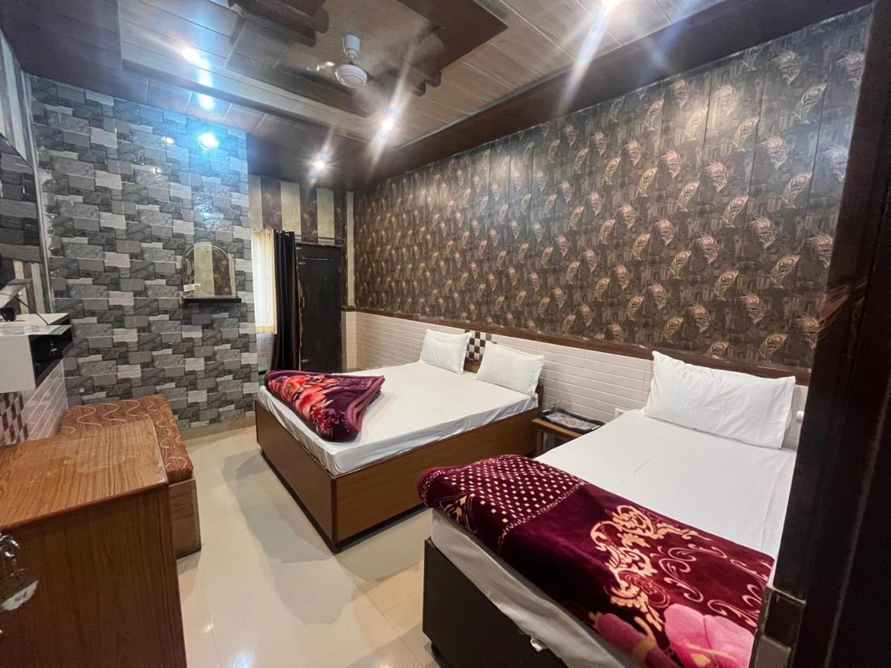 Hotel Aapno Shyam And Restaurant Khatu ภายนอก รูปภาพ